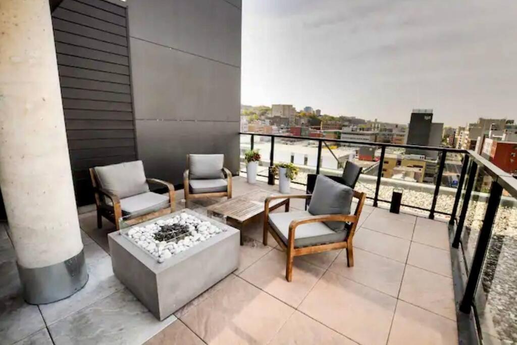 Condo - 305 Piscine Bbq Wifi Quebec City Exterior photo